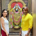 Karanvir Bohra Instagram - #tirupatibalaji ki jai ❤️