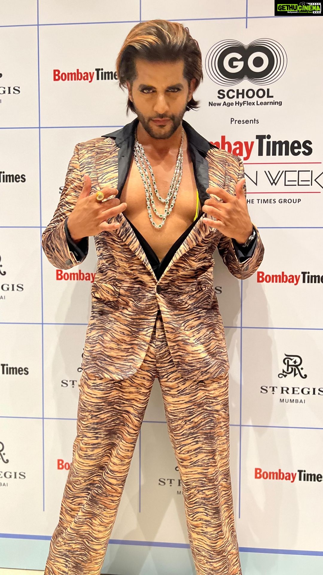 Karanvir Bohra Instagram - Young hearts run free…. #bts at the #btfw
