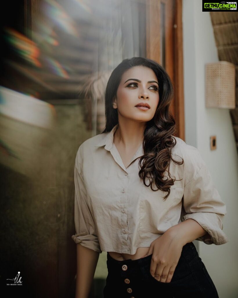 Kavya Shetty Instagram - “Just because you're awake doesn't mean you should stop dreaming.” Click @theimageryhouse Make Up @makeoverby_kavyamalnad Hair @hairstylist_chaithra Bangalore, India