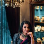 Kavya Shetty Instagram - Akshaya Tritiya, a season of new beginnings, endless possibilities and never diminishing prosperity. What better way for me to bring all the luck home this Akshaya Tritiya than with a gorgeous Arnav jewellery. So do drop by to the Arnav store at Jayanagar and invoke luck and prosperity into your homes by shopping from their dazzling range of Gold and Silver jewellery. For price and other queries kindly call or whatsapp us on +919986001216, email us at support@arnav.in, for customisation check our page @studiobyashwinioza #webelieveinhandmade #jewelleryrevivalist #bridalcollection #weddingjewellery #akshayatritiya #bespoke #bespokejewellery #custommadejewellery #highfashion #jewellery #Jewelery #jewellerydesigner #jewelleryoftheday #jewellerygram #jewels #luxuryjewellery #handcrafted #goldjewellery #goldjewelery #instajewelery #jewellerymaking #handcraftedjewellery #oneofakind #handmadejewelry #jewelleryaddict #arnavjewellery #ashwinioza #sbao