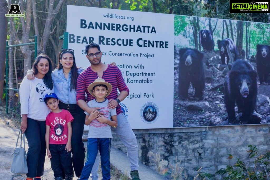Kavya Shetty Instagram - A day well spent at the Bannerghatta Bear Rescue Centre at Bengaluru. Thank You @wildlifesos for inviting me ♥ 🐻 You can reach out to @wildlifesos for visiting , volunteering or contributing for the cause . #banerghattabearrescuecentre #wildlifesos #saveanimals #bengaluru Bannerghatta Biological Zoo