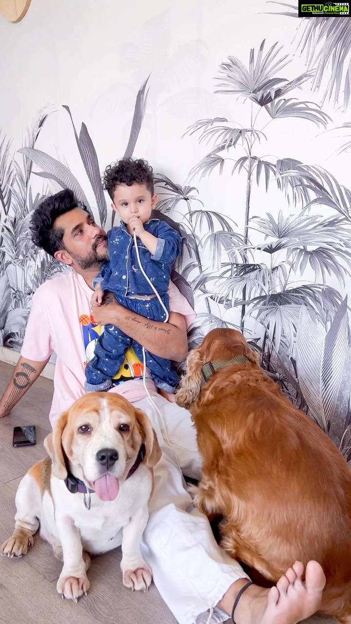 Kishwer Merchant Instagram - Happy Birthday to our fur babies ❤️ Wanna give full credit to batuk who 1st gave me the mom wali feeling : sleepless nights , susu potty training and anxiety ! And Pablo taught me that even when I am alone I am not alone coz he's always there ! @pablosexxobarr 5 years old @batuknathrai 6 years old