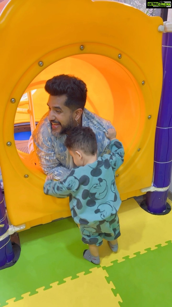 Kishwer Merchant Instagram - BTS @suyyashrai and @nirvair.rai 😂😂😂