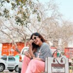 Kishwer Merchant Instagram - दिल-ली 😎