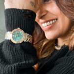 Kishwer Merchant Instagram – If you want to stand out from the crowd, this Versace timepiece is the one for you!
Visit their website and place an order right away!
@versace #collaboration