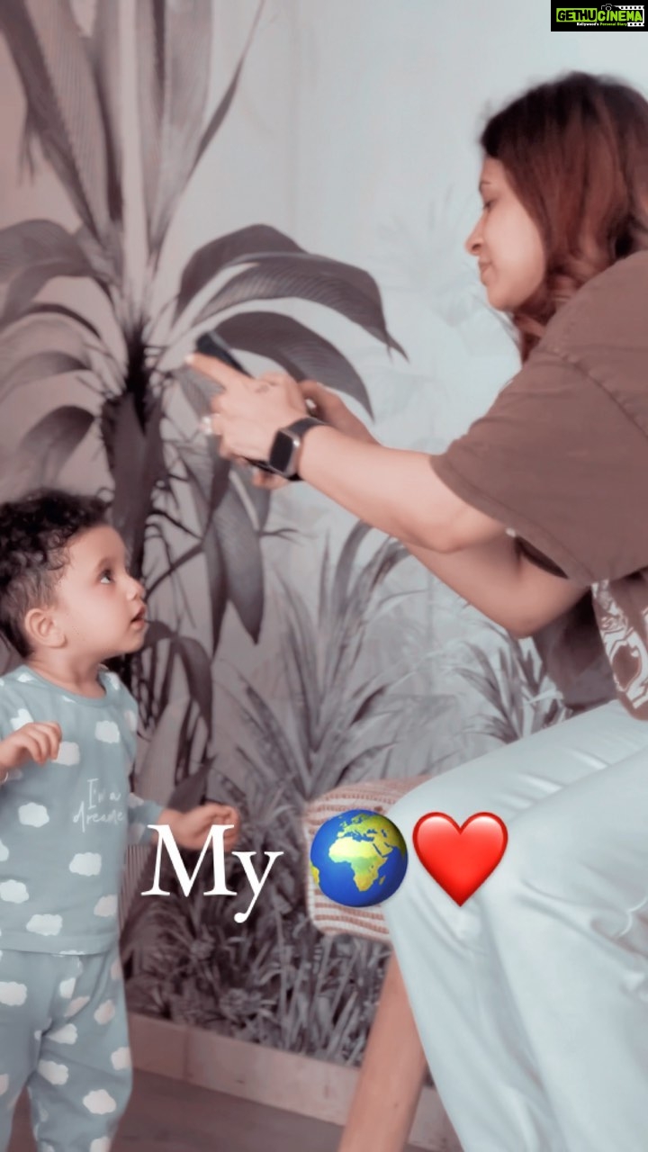 Kishwer Merchant Instagram - I love you both 🌍❤️🧿 @kishwersmerchantt @nirvair.rai #Sukish #NirvairRai #Sukishkababy