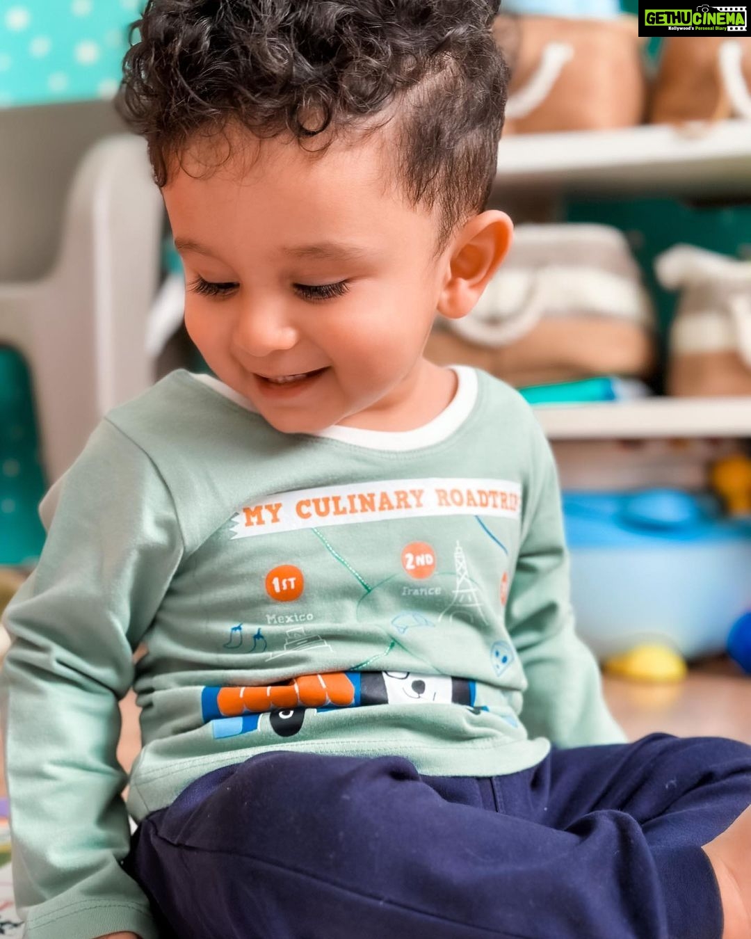Kishwer Merchant Instagram - And she loved a little boy very very much , even more than she loved herself β€οΈ π§Ώπ Wearing @tidysleepofficial π