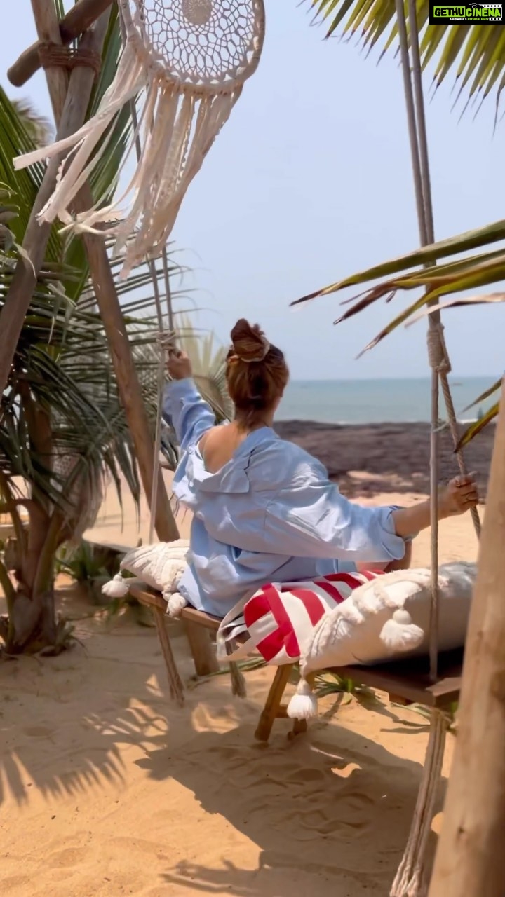 Kishwer Merchant Instagram - Constantly looking for views that take my breath away ! Goa