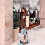 Kishwer Merchant Instagram - This spot became my favourite at the @sheratongrandpune .. issa vibe 🤩 @suyyashrai churaoed Ur jacket 😋 Sheraton Grand Pune Bund Garden Hotel