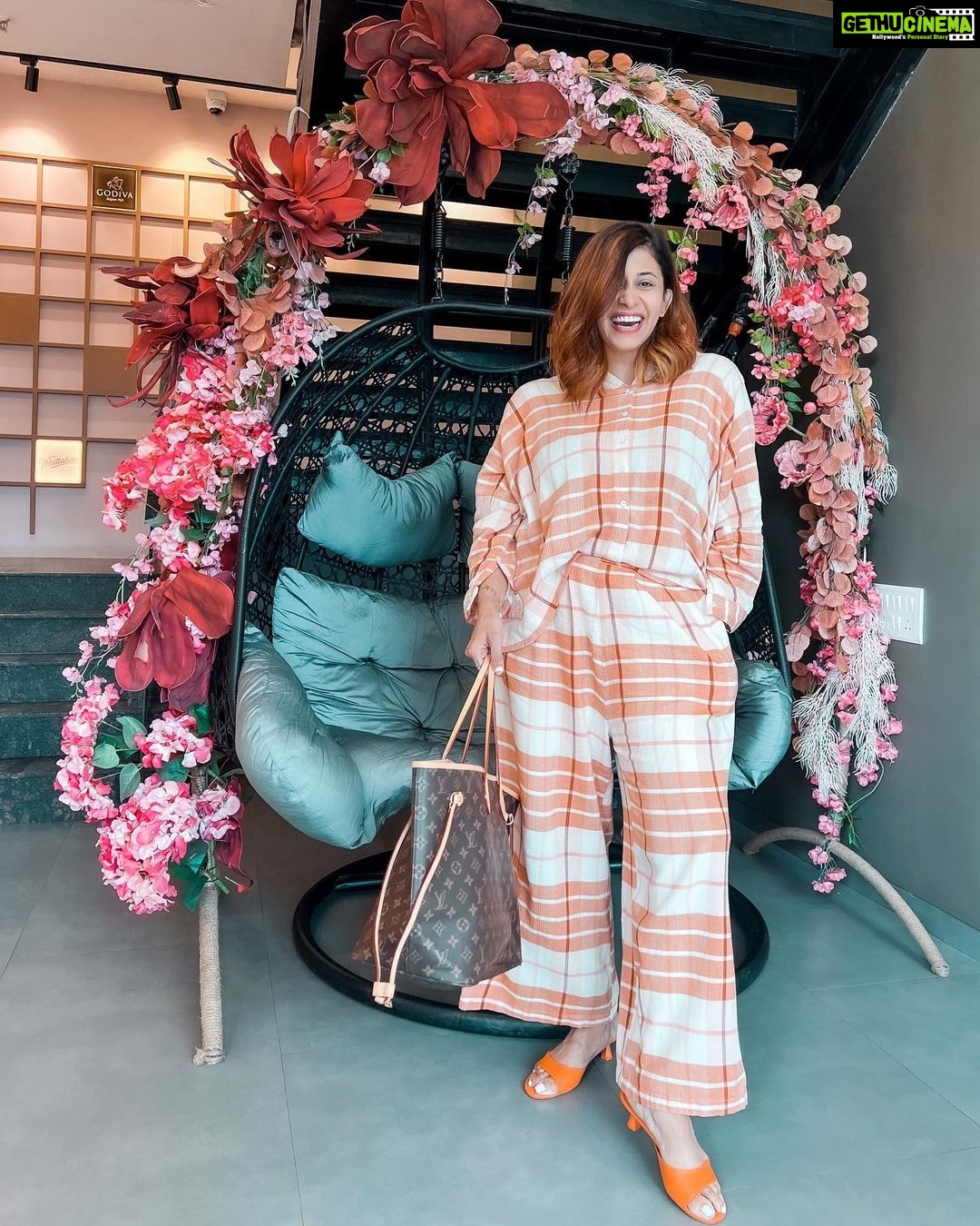 Kishwer Merchant Instagram - Slay Everyday 😁 Outfit @whysobluelove