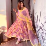 Kishwer Merchant Instagram - Be a little more you , and a little less them 🎯