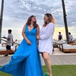 Kishwer Merchant Instagram - Birthday Girl Wearing Blue coz she's like the Ocean , keeping people together, relations together. Here for You , have a super one 🤩