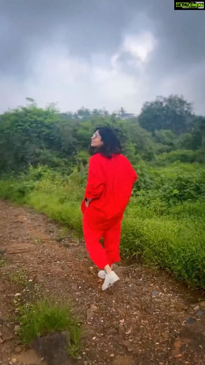 Kishwer Merchant Instagram - Doing what makes me Happy Work+Travel=Happiness ❤️