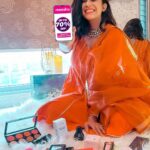 Kishwer Merchant Instagram - I have stocked up my favourite beauty products to be festive ready. What about you? Grab the most exciting deals only on ⭐️ Meesho's Mega Blockbuster Sale ⭐️ between 23rd to 27th September. @meeshoapp Here are some of my favourite picks !! 1. (Product Id: 82852917) Makeup Kit Combo 2. (Product Id: 21268610) Sunisa 3 in 1 Air Cushion CC and BB Cream Waterproof Foundation 3. (Product Id: 66530104) Premium Shills White Kajal Pencil 4. (Product Id: 76589827) Set of Makeup Brushes and Rose Gold Makeup Eyeshadow Palette #Meesho #MeeshoApp #MeeshoMegaBlockbusterSale #MeeshoShopping #FestiveSale #SaalKeSabseKumDaam