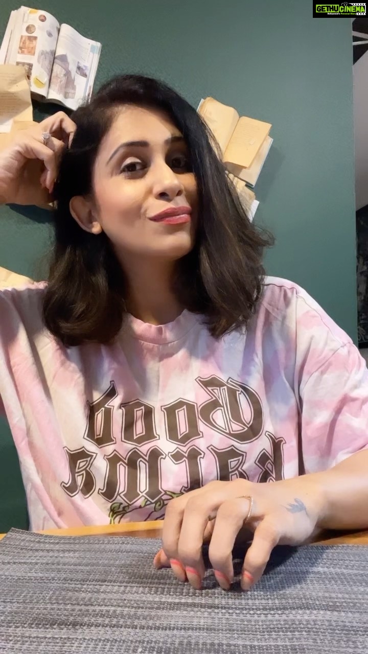 Kishwer Merchant Instagram - How many of you do this like me 🤣🤣