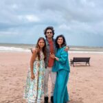 Kishwer Merchant Instagram - This Love-Hate Relation is my favourite ❤️ #kyys4onvoot It's a wrap for me, thanks guys .. enjoyed shooting with u guys this season too ❤️