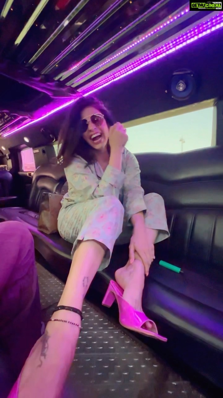 Kishwer Merchant Instagram - Vibe 🎯