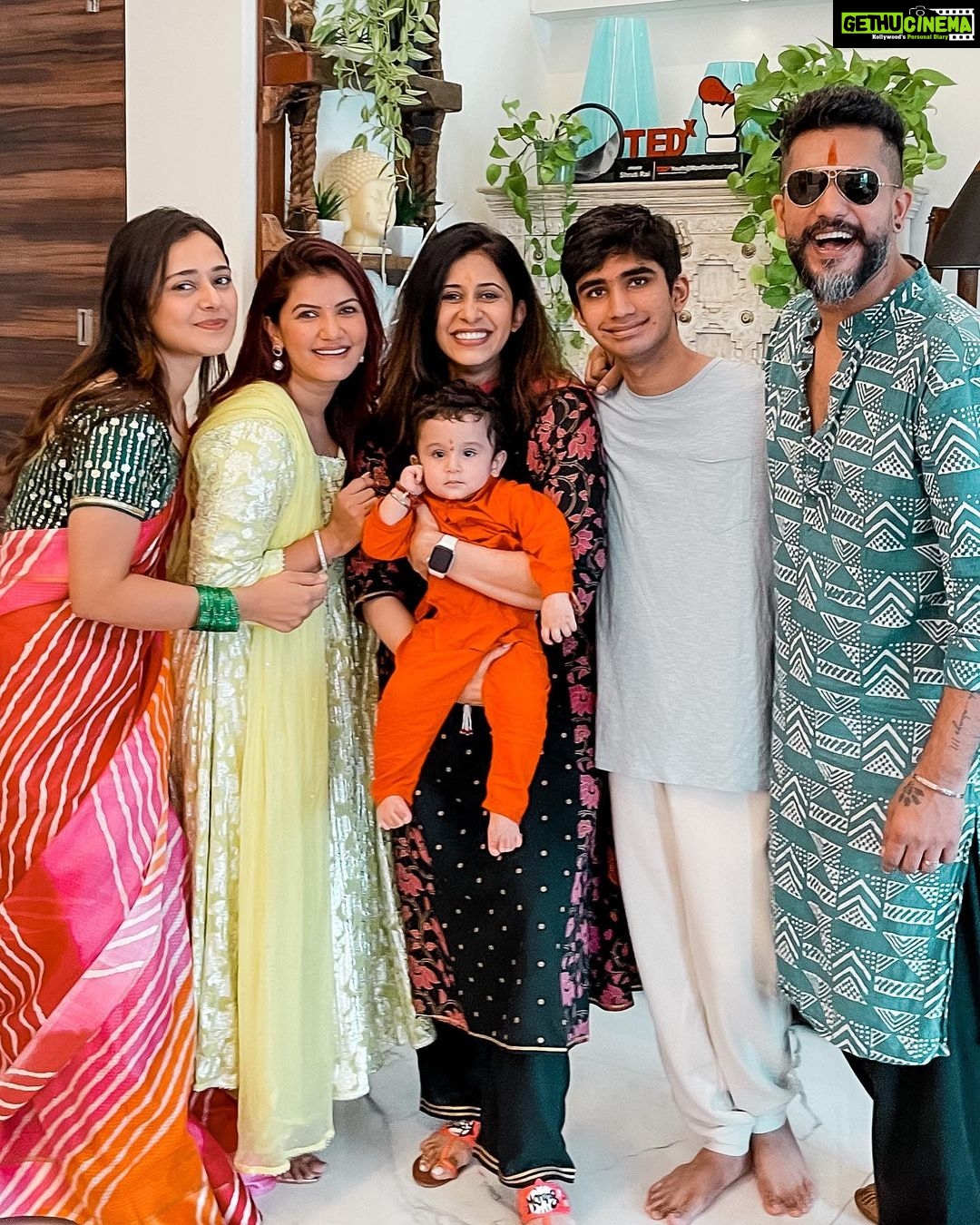 Kishwer Merchant Instagram - Happy RakshaBandhan ❤️