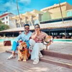 Kishwer Merchant Instagram – Staycation with these two at @novotel_juhu .. 
It’s now pet friendly .. so come and relax with your babies 😁 Novotel Mumbai Juhu Beach