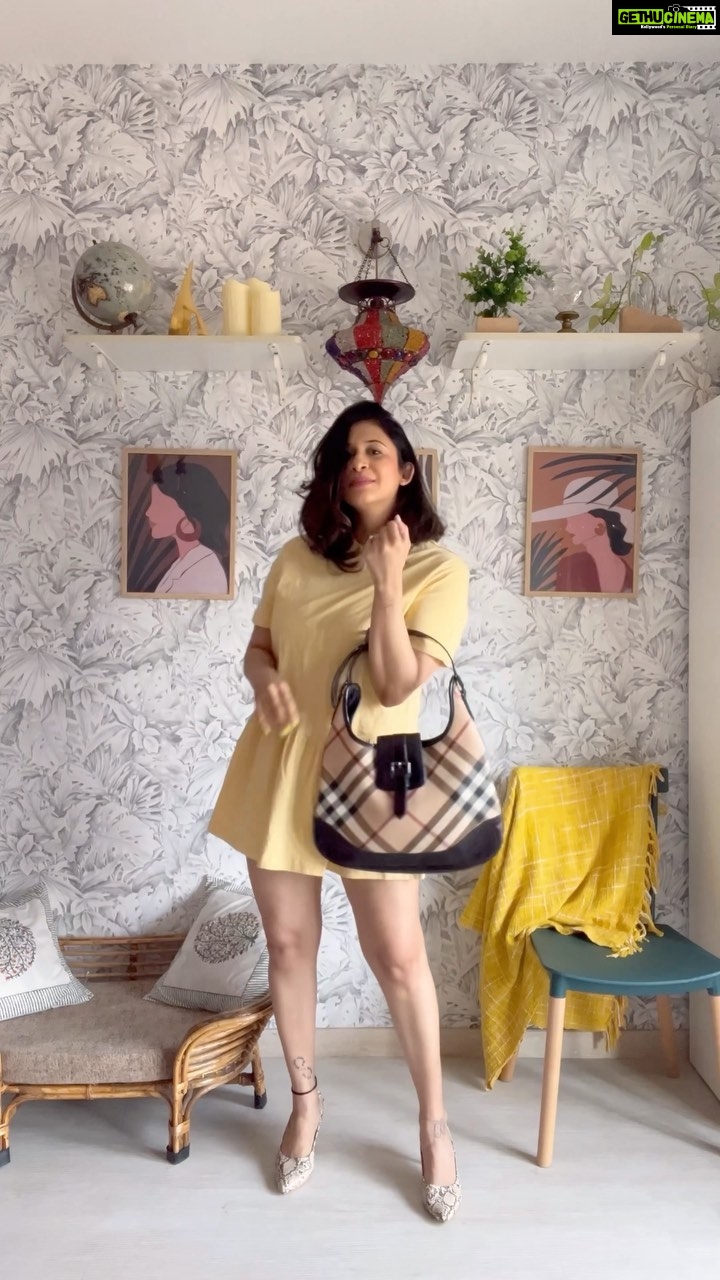 Kishwer Merchant Instagram - Saturday virtual Brunchin ready 🤷♀️ This song , our current fave @krrishrai98 right ?