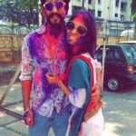 Kishwer Merchant Instagram – Pehli Holi ek saath se iss Holi tak, kuch cheezein kabhi nahi badalti. #SmartJodiWaliHoli Is ravivaar raat 8 baje only on @starplus #SmartJodi