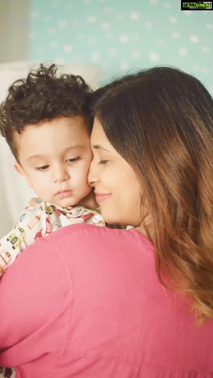 Kishwer Merchant Instagram - Your weight gain, your saggy skin and your stretch marks can sometimes feel like a question mark on your physical appearance post childbirth. But instead of feeling self-conscious and negative about your post-pregnancy body, you need to accept and appreciate it as a symbol of your courage, confidence and beauty. That’s why this International Women’s Day, India’s No. 1 Pregnancy Kit - Prega News wants you to celebrate your post-pregnancy body as your #MarkOfStrength. @preganews #InternationalWomensDay #WomensDay #WomensDay2023 #PregaNews #GoodNews #PregaNewsMeansGoodNews #BodyPositivity #SelfLove #LoveYourself #CelebrateMySize #HonorMyCurves