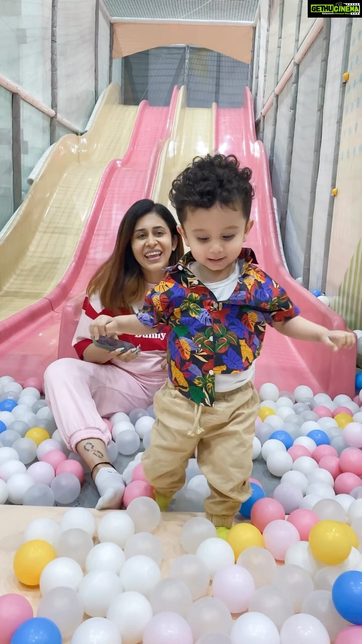Kishwer Merchant Instagram - tere pyar mien ❤️🫰🏻