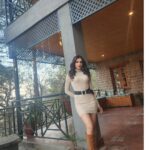 Kriti verma Instagram - She is a pure soul with wild eyes. A kind heart & a beautiful mind ❤️ . . . . . . . #kriti #kritivermaofficial #kritiverma #biggboss #MTV #Roadies #bollywood #instagood #tallgirl #shootdiaries #bts #poses #explore #foryourpage #foryou #jaimatadi🙏 Kasauli