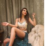 Kriti verma Instagram - Shoutout to the women who haven't felt okay lately, but you get up everyday and refuse to quit. I see you and I am very very Proud of You!! You is Me😘 . . . . . . . . #kriti #kritivermaofficial #biggboss #MTV #Roadies #newyear #event #eventdiaries #ShowTime #tallgirl #dance #explore #forylj #foryourpage #trending #poses #photodump #photoshoot #jaimatadi🙏 Taj Palace, New Delhi