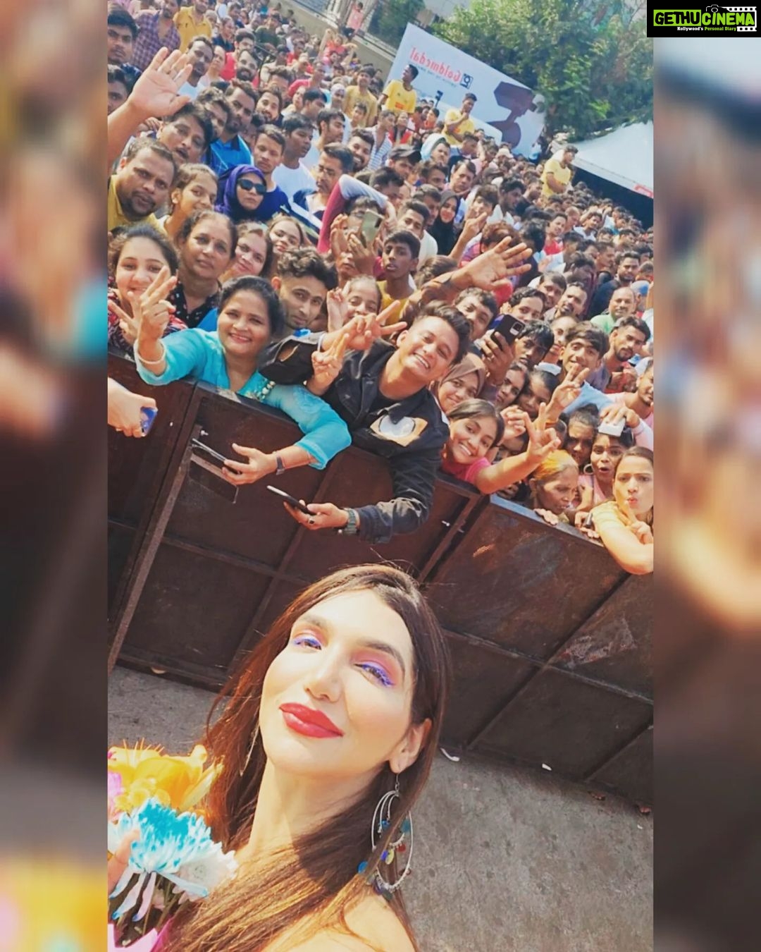 Kriti verma Instagram - On the last day of 2022.. I would like to apologize to anyone I have not Offended Yet!! Please Be Patient..I will get back to you Shortly 😎🔥 . . . . . . . #kriti #kritiverma #eventdiaries #event #explore #explorepage #foryou #foryourpage #trending #jaimatadi🙏