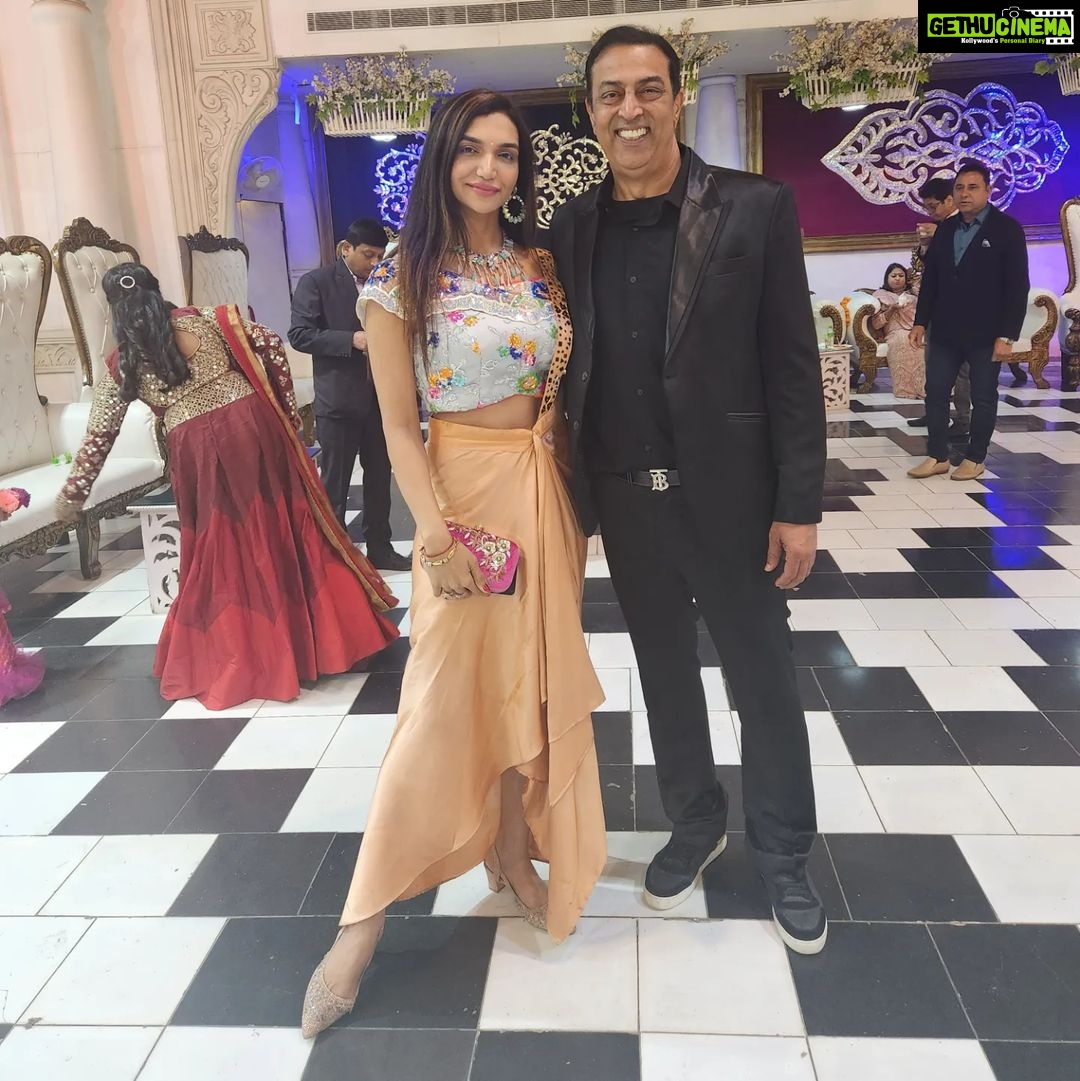 Kriti verma Instagram - A few pics from recent Wedding Appearance with legendary actor @ranjeetthegoli sir and @vindusingh sir. . . . . . . #event #eventdiaries #kriti #kritiverma #appearance #celebrityappearance #weddingdiaries #weddingwear #delhi #India #biggboss #MTV #Roadies #jaimatadi🙏