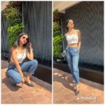 Kriti verma Instagram - A few pics before I say bbbyyee to my fav place Goa❤️ @tajhotels you have my ❤️ . . . . . . . . #kriti #kritiverma #goa #goadiaries #airportlook #croptop #white #highwaistedjeans #shades #Gucci #show #dance #day #taj #casino #jaimatadi 🙏🏻🧿