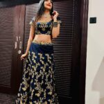 Kriti verma Instagram - My favourite is the last pic because I get to share the stage with the dancing queen. Swipe right to know whom I am talking about😍 . . . . . #pics #potd #kriti #sapna #sapnachaudhary #kritiverma #biggboss #mtv #roadies #dance #show #showtime #stage #performance #celebrity #goa #goadiaries #jaimatadi 🙏🏻🧿