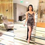 Kriti verma Instagram - Some selfies before I change for the next dance Entry 🧿🔥 . . . . . . . #event #eventdiaries #kriti #kritiverma #biggboss #post #potd #insta #instagram #gown #shimmer #roadies #mtv #tallgirl #showstopper #explore #foryou #foryourpage #jaimatadi🙏🏻