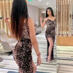 Kriti verma Instagram - Some selfies before I change for the next dance Entry 🧿🔥 . . . . . . . #event #eventdiaries #kriti #kritiverma #biggboss #post #potd #insta #instagram #gown #shimmer #roadies #mtv #tallgirl #showstopper #explore #foryou #foryourpage #jaimatadi🙏🏻