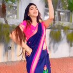Kriti verma Instagram - Meri Patli Kamar..teerchi nazar 🧿🔥 . . . . . . #reel #reelsinstagram #reelsvideo #dance #kriti #kritiverma #reelkarofeelkaro #dance #saaree #ethnic #jaimatadi🙏🏻