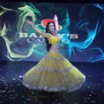Kriti verma Instagram - Some beautiful moments captured on stage during my latest dance performance 🧿❤️🙏Always love being on stage and dancing my heart out,❣️ . . . . . . . #kritiverma #kriti #dancingqueen #fun #ballys #ballysentertainment #biggboss #roadies #jhalakdikhlajaa #lehanga #ethnic #ghoomar #jaipur #stage #event #eventdiaries #jaimatadi🙏🧿