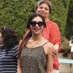 Kriti verma Instagram - Pool time 😎🥰🧿 . . . . . #potd #poolparty #family #love #delhite #mumbaikar #kriti #kritiverma Downtown