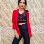 Kriti verma Instagram - Sometime..I just don’t feel like smiling..or may be..most of the times 🥀 . . . . . . #kriti #kritiverma #red #bts #shootdiaries #tbjjn #biggboss #mtv #roadies #terinaar #record #simranthelostsoul #mtvbcl4 #haveli #dora #jaimatadi🙏🏻 Cherish Studios