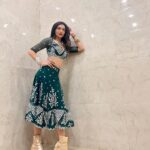 Kriti verma Instagram – Dil walon ke dil ka karar lootne, Main aai hoon U.P. Bihar lootne🧿🔥
.
.
.
.
.
.
#lehanga #kriti #kritiverma #biggboss #love #dance #boots #silver #green #twirl #tallgirl #eventready #show #celebritydancer #boots #jaimatadi