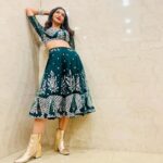 Kriti verma Instagram – Dil walon ke dil ka karar lootne, Main aai hoon U.P. Bihar lootne🧿🔥
.
.
.
.
.
.
#lehanga #kriti #kritiverma #biggboss #love #dance #boots #silver #green #twirl #tallgirl #eventready #show #celebritydancer #boots #jaimatadi