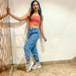 Kriti verma Instagram – Ohh baby girl..life is not a bed f roses🥀
.
.
.
.
.
.
.
#roses #kriti #kritiverma #biggboss #mtv #roadies #tallgirl #croptop #loosejeans #sketchers #pink #blue #glitter #trending #viral #foryou #foryourpage #explore #jaimatadi🙏🏻