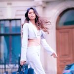 Lopamudra Raut Instagram - Shot by @aravind._.mohan assisted by @lovefromjustine Wearing outfit by @freakinsindia 💕 #london #shooting London, United Kingdom