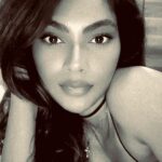 Lopamudra Raut Instagram - Fri yay ! #blackandwhite