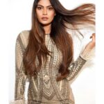 Lopamudra Raut Instagram - We don’t sweat ! We sparkle ✨ Shot by @venurasuri wearing @mondelifestyle 💕