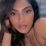 Lopamudra Raut Instagram - Fri yay ! #blackandwhite