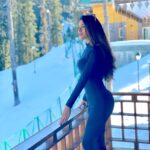 Lopamudra Raut Instagram - In the midst of heaven @thekhyberresort 🤍❄️⛷🌨🏔 #travel #mountains The Khyber Himalayan Resort & Spa