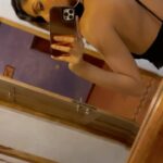 Lopamudra Raut Instagram - Oh Hum Pe Marne Waale Teri Khair Nahin.. 😉 #selfies #reels #trending #backless