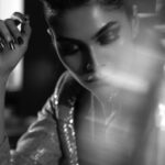 Lopamudra Raut Instagram - Monochrome ♠️ shot by @kapilcharaniya Outfit- @rockystarofficial Makeup and hair - @nilamkenia Assisted- @pranzzz_gaikwad location @thebutlerandthebayleaf #fashion #photography #photoshoot