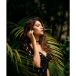 Lopamudra Raut Instagram - Feeling exotic in the tropic 🌴🤟🏼 shot by @sarv_eshhh Outfit: @amrtaofficial Stylist: @styledbynikinagda @mahekksutaria